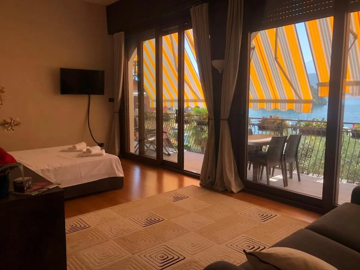 Liza'S Suite'S - Room'S With A View Sala Comacina Apartamento