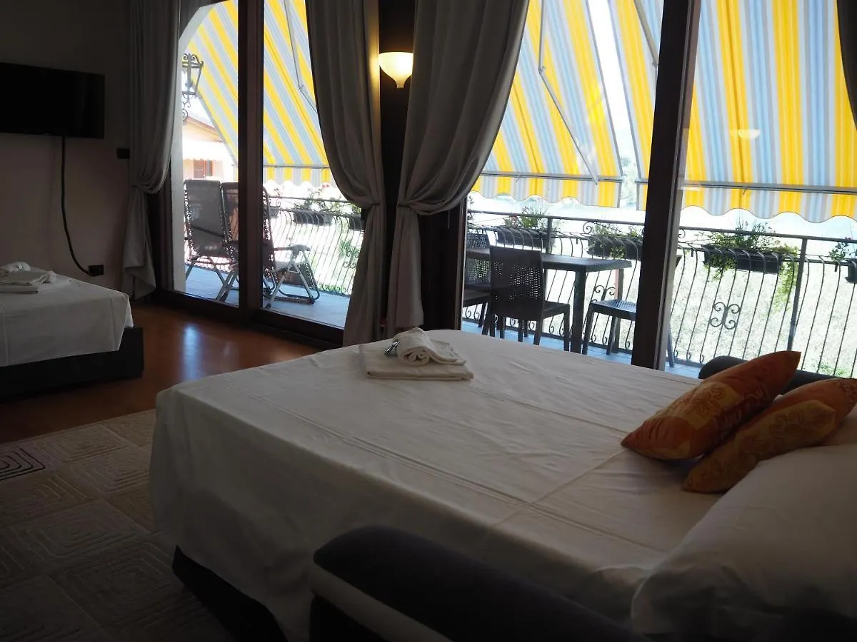 Liza'S Suite'S - Room'S With A View Sala Comacina